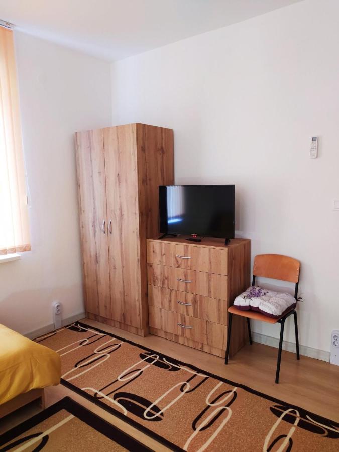 Appartamento Дом За Гости Осогово Kjustendil Esterno foto